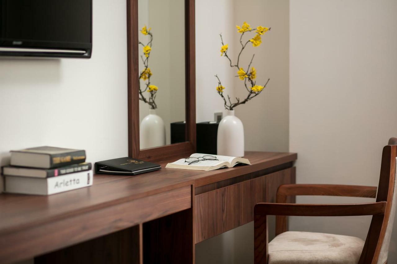 Halios Halong Hotel Ха Лонг Екстериор снимка